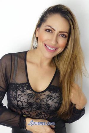 185717 - Ana Olivia Age: 44 - Colombia