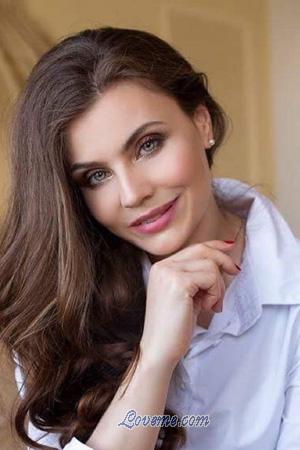 205187 - Natalia Age: 48 - Ukraine