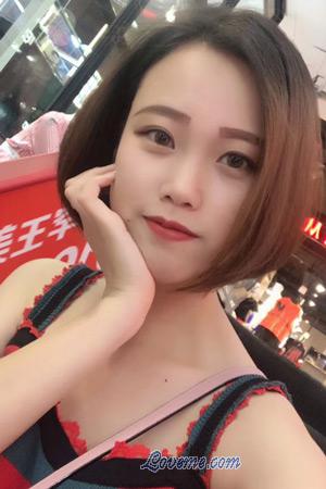 215694 - Eileen Age: 26 - China