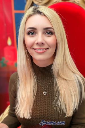 221883 - Viktoria Age: 39 - Ukraine