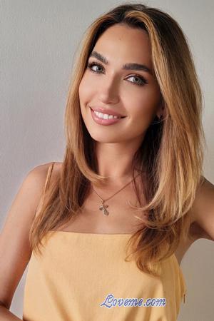 224026 - Elena Age: 37 - Ukraine