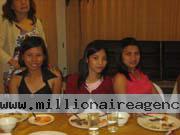 Philippine-Women-8594-1